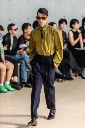 PFW - Men s Spring 2026 - Runway NB Model on the runway at the Saint Laurent show as part of Paris Men s Fashion Week on June 24, 2025 in Paris, France. Photo by Nasser Berzane ABACAPRESS.COM Paris France  Copyright: xBerzanexNasser ABACAx