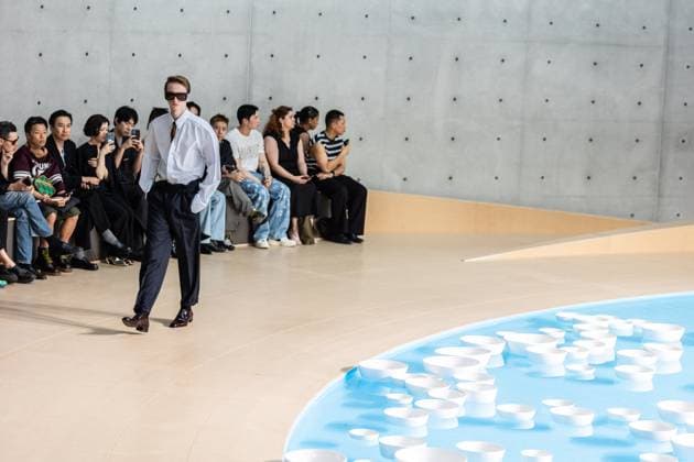 PFW - Men s Spring 2026 - Runway NB Model on the runway at the Saint Laurent show as part of Paris Men s Fashion Week on June 24, 2025 in Paris, France. Photo by Nasser Berzane ABACAPRESS.COM Paris France  Copyright: xBerzanexNasser ABACAx