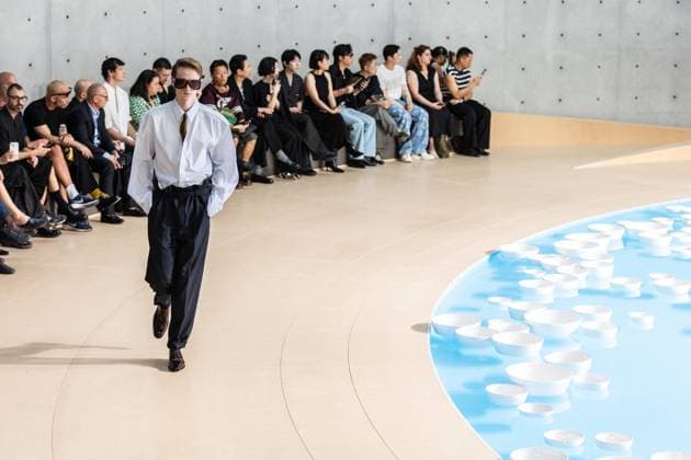 PFW - Men s Spring 2026 - Runway NB Model on the runway at the Saint Laurent show as part of Paris Men s Fashion Week on June 24, 2025 in Paris, France. Photo by Nasser Berzane ABACAPRESS.COM Paris France  Copyright: xBerzanexNasser ABACAx