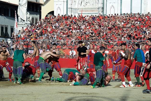 Italien, Historischer Fußball, Calcio storico in Florenz Florence, Stoprico Fiorentino Rossi - Verdi football final, wins the Tournament I Rossi di Santa Maria Novella 06 24 2025 Florence, Italy  Copyright: xGiannixPasquinix xipa-agency.netx xGiannixPasquini IPAx IPA_Agency_IPA59428810