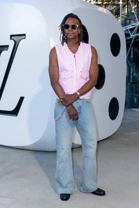 Photocall of the Louis Vuitton Mens Fashion Show, Spring Summer 2026 Collection as part of Paris Fashion Week Enzo Lefort - Photocall of the Louis Vuitton Mens Fashion Show, Spring Summer 2026 Collection as part of Paris Fashion Week, France, June 24, 2025 Olivier Borde Bestimage Photocall of the Louis Vuitton Mens Fashion Show, Spring Summer 2026 Collection as part of Paris Fashion Week, France, June 24, 2024  Copyright: xOLIVIERxBORDEx xBESTIMAGExOLIVIERxBORDEx xBESTIMAGEx