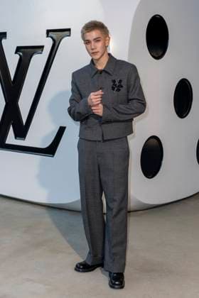 Photocall of the Louis Vuitton Mens Fashion Show, Spring Summer 2026 Collection as part of Paris Fashion Week Fourth Nattawat Jirochtikul - Photocall of the Louis Vuitton Mens Fashion Show, Spring Summer 2026 Collection as part of Paris Fashion Week, France, June 24, 2025 Olivier Borde Bestimage Photocall of the Louis Vuitton Mens Fashion Show, Spring Summer 2026 Collection as part of Paris Fashion Week, France, June 24, 2024  Copyright: xOLIVIERxBORDEx xBESTIMAGExOLIVIERxBORDEx xBESTIMAGEx