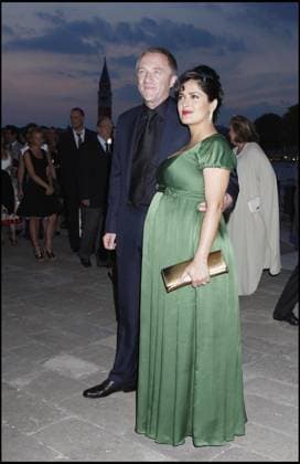 SALMA HAYEK (ENCEINTE) ET FRANCOIS HENRI PINAULT - DINER A LA FONDATION GIORGIO CINI (ISOLA DI SAN GIORGIO MAGGIORE) POUR L EXPOSITION SEQUENCE 1 - PAINTING AND SCULPTURE AU PALAZZO GRASSI A L OCCASION DE LA BIENNALE DE VENISE 2007 DINNER GIVEN AT FONDAZIONE GIORGIO CINI ISOLA DI SAN GIORGIO FOR THE EXHIBITION SEQUENCE 1 - PAINTING AND SCULPTURE AT PALAZZO GRAZZI DURING THE BIENNALE OF VENICE 2007 venise Italie *** SALMA HAYEK PREGNANT AND FRANCOIS HENRI PINAULT DINNER AT THE FONDATION GIORGIO CINI ISOLA DI SAN GIORGIO MAGGIORE FOR THE EXHIBITION SEQUENCE 1 PAINTING AND SCULPTURE AT PALAZZO GRASSI ON THE OCCASION OF THE BIENNALE DE VENISE 2007 DINNER GIVEN AT FONDAZIONE GIORGIO CINI ISOLA DI SAN GIORGIO FOR THE EXHIBITION SEQUENCE 1  Copyright: xBERTRANDxRINDOFFxPETROFFx xBESTIMAGExBERTRANDxRINDOFFxPETROFFx xBESTIMAGEx