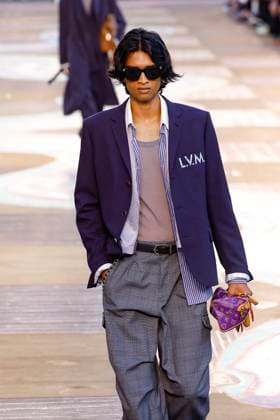 Louis Vuitton Fashion Show Men Ready to Wear Spring Summer 2026 Collection at Paris Fashion Week PFW Louis Vuitton Fashion Show Men Ready to Wear Spring Summer 2026 Collection at Paris Fashion Week on june 24th 2025 Louis Vuitton Fashion Show Men Ready to Wear Spring Summer 2026 Collection at Paris Fashion Week on june 24th 2025 Paris France  Copyright: xAgencex xBestimagexAgencex xBestimagex