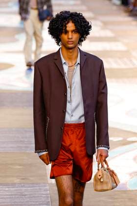 Louis Vuitton Fashion Show Men Ready to Wear Spring Summer 2026 Collection at Paris Fashion Week PFW Louis Vuitton Fashion Show Men Ready to Wear Spring Summer 2026 Collection at Paris Fashion Week on june 24th 2025 Louis Vuitton Fashion Show Men Ready to Wear Spring Summer 2026 Collection at Paris Fashion Week on june 24th 2025 Paris France  Copyright: xAgencex xBestimagexAgencex xBestimagex