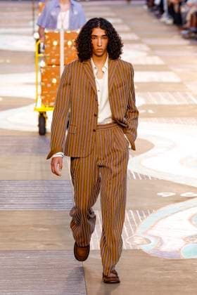 Louis Vuitton Fashion Show Men Ready to Wear Spring Summer 2026 Collection at Paris Fashion Week PFW Louis Vuitton Fashion Show Men Ready to Wear Spring Summer 2026 Collection at Paris Fashion Week on june 24th 2025 Louis Vuitton Fashion Show Men Ready to Wear Spring Summer 2026 Collection at Paris Fashion Week on june 24th 2025 Paris France  Copyright: xAgencex xBestimagexAgencex xBestimagex