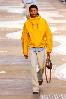 Louis Vuitton Fashion Show Men Ready to Wear Spring Summer 2026 Collection at Paris Fashion Week PFW Louis Vuitton Fashion Show Men Ready to Wear Spring Summer 2026 Collection at Paris Fashion Week on june 24th 2025 Louis Vuitton Fashion Show Men Ready to Wear Spring Summer 2026 Collection at Paris Fashion Week on june 24th 2025 Paris France  Copyright: xAgencex xBestimagexAgencex xBestimagex