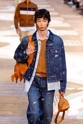 Louis Vuitton Fashion Show Men Ready to Wear Spring Summer 2026 Collection at Paris Fashion Week PFW Louis Vuitton Fashion Show Men Ready to Wear Spring Summer 2026 Collection at Paris Fashion Week on june 24th 2025 Louis Vuitton Fashion Show Men Ready to Wear Spring Summer 2026 Collection at Paris Fashion Week on june 24th 2025 Paris France  Copyright: xAgencex xBestimagexAgencex xBestimagex