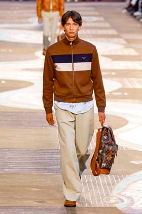 Louis Vuitton Fashion Show Men Ready to Wear Spring Summer 2026 Collection at Paris Fashion Week PFW Louis Vuitton Fashion Show Men Ready to Wear Spring Summer 2026 Collection at Paris Fashion Week on june 24th 2025 Louis Vuitton Fashion Show Men Ready to Wear Spring Summer 2026 Collection at Paris Fashion Week on june 24th 2025 Paris France  Copyright: xAgencex xBestimagexAgencex xBestimagex