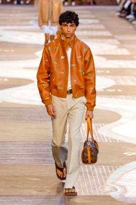 Louis Vuitton Fashion Show Men Ready to Wear Spring Summer 2026 Collection at Paris Fashion Week PFW Louis Vuitton Fashion Show Men Ready to Wear Spring Summer 2026 Collection at Paris Fashion Week on june 24th 2025 Louis Vuitton Fashion Show Men Ready to Wear Spring Summer 2026 Collection at Paris Fashion Week on june 24th 2025 Paris France  Copyright: xAgencex xBestimagexAgencex xBestimagex