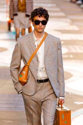 Louis Vuitton Fashion Show Men Ready to Wear Spring Summer 2026 Collection at Paris Fashion Week PFW Louis Vuitton Fashion Show Men Ready to Wear Spring Summer 2026 Collection at Paris Fashion Week on june 24th 2025 Louis Vuitton Fashion Show Men Ready to Wear Spring Summer 2026 Collection at Paris Fashion Week on june 24th 2025 Paris France  Copyright: xAgencex xBestimagexAgencex xBestimagex