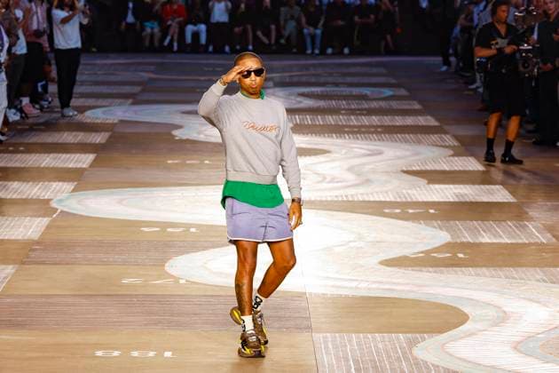 Louis Vuitton Fashion Show Men Ready to Wear Spring Summer 2026 Collection at Paris Fashion Week PFW Pharrell Williams Louis Vuitton Fashion Show Men Ready to Wear Spring Summer 2026 Collection at Paris Fashion Week on June 24th 2025 Louis Vuitton Fashion Show Men Ready to Wear Spring Summer 2026 Collection at Paris Fashion Week on june 24th 2025 Paris France  Copyright: xAgencex xBestimagexAgencex xBestimagex