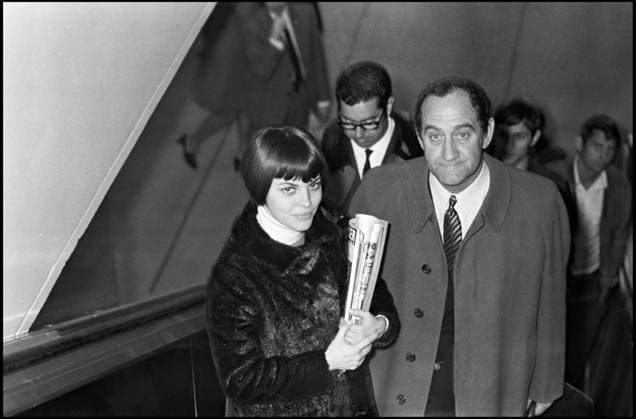 ARCHIVES - MIREILLE MATHIEU ET SON PERE (?) France *** ARCHIVES MIREILLE MATHIEU ET SON PERE France  Copyright: xAGENCEx xBESTIMAGExAGENCEx xBESTIMAGEx