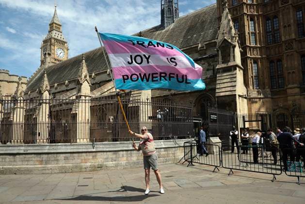 News Themen der Woche KW26 Bilder des Jahres 2025, News 06 Juni News Bilder des Tages . 25 06 2025. London, United Kingdom. Bathroom ban - Trans+ Solidarity Alliance protest. Trans+ Solidarity Alliance leads lobby over the ECHR s toilets ban guidance. This comes after a UK Supreme Court decision which deemed biological sex to be the identifying factor in gender identity. Organisers expect it to be the largest LGBT+ mass lobby of MPs since the campaign against Section 28.  xMartynxWheatleyx xi-Imagesx IIM-26048-0012