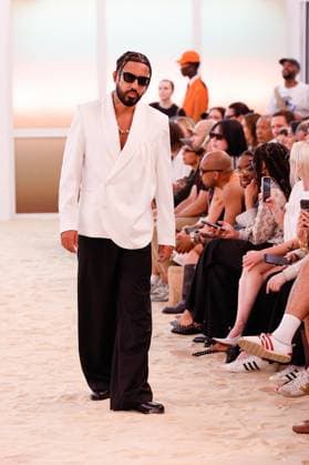 French Montana défile pour 3Paradis mode homme Printemps Été 2026 dans le cadre de la Fashion Week de Paris French Montana walks the runway for 3Paradis mens Spring Summer 2026 during Paris Fashion Week at 94 Rue Jean Pierre Timbaud in Paris, France, on June 25, 2025 French Montana walks the runway for 3Paradis mens Spring Summer 2026 during Paris Fashion Week at 94 Rue Jean Pierre Timbaud in Paris, France, on June 25, 2025 Paris France  Copyright: xAgencex xBestimagexAgencex xBestimagex