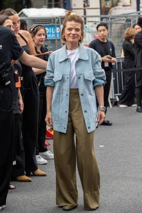 PFW AMI Men s Spring 2026 - Arrivals NB Mélanie Thierry attends the AMI show as part of Paris Men s Spring 2026 Fashion Week on June 25, 2025 in Paris, France. Photo by Nasser Berzane ABACAPRESS.COM Paris France  Copyright: xBerzanexNasser ABACAx
