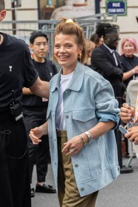 PFW AMI Men s Spring 2026 - Arrivals NB Mélanie Thierry attends the AMI show as part of Paris Men s Spring 2026 Fashion Week on June 25, 2025 in Paris, France. Photo by Nasser Berzane ABACAPRESS.COM Paris France  Copyright: xBerzanexNasser ABACAx