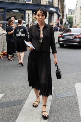 PFW AMI Men s Spring 2026 - Arrivals NB Mia Kong attends the AMI show as part of Paris Men s Spring 2026 Fashion Week on June 25, 2025 in Paris, France. Photo by Nasser Berzane ABACAPRESS.COM Paris France  Copyright: xBerzanexNasser ABACAx