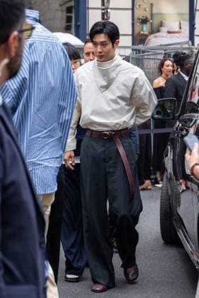 PFW AMI Men s Spring 2026 - Arrivals NB Choi Woo-shik attends the AMI show as part of Paris Men s Spring 2026 Fashion Week on June 25, 2025 in Paris, France. Photo by Nasser Berzane ABACAPRESS.COM Paris France  Copyright: xBerzanexNasser ABACAx