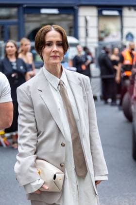 PFW AMI Men s Spring 2026 - Arrivals NB Sarah Paulson attends the AMI show as part of Paris Men s Spring 2026 Fashion Week on June 25, 2025 in Paris, France. Photo by Nasser Berzane ABACAPRESS.COM Paris France  Copyright: xBerzanexNasser ABACAx