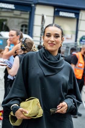PFW AMI Men s Spring 2026 - Arrivals NB Camélia Jordana attends the AMI show as part of Paris Men s Spring 2026 Fashion Week on June 25, 2025 in Paris, France. Photo by Nasser Berzane ABACAPRESS.COM Paris France  Copyright: xBerzanexNasser ABACAx