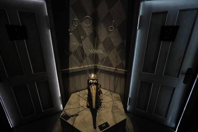 June 25, 2025, Mexico City, Ciudad de Mexico, Mexico: Fictional characters created by American director, producer, screenwriter, cartoonist, and writer Tim Burton are seen during a tour of the immersive exhibition Tim Burton s Labyrinth at Lienzo Charro. on June 25, 2025 in Mexico City, Mexico. Mexico City Mexico - ZUMAe321 20250625_zea_e321_003 Copyright: xIanxRoblesx
