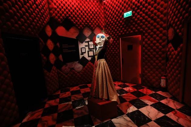 June 25, 2025, Mexico City, Ciudad de Mexico, Mexico: Fictional characters created by American director, producer, screenwriter, cartoonist, and writer Tim Burton are seen during a tour of the immersive exhibition Tim Burton s Labyrinth at Lienzo Charro. on June 25, 2025 in Mexico City, Mexico. Mexico City Mexico - ZUMAe321 20250625_zea_e321_012 Copyright: xIanxRoblesx