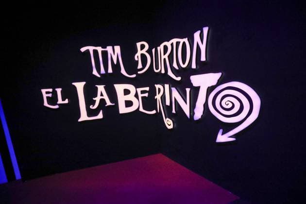 June 25, 2025, Mexico City, Ciudad de Mexico, Mexico: Fictional characters created by American director, producer, screenwriter, cartoonist, and writer Tim Burton are seen during a tour of the immersive exhibition Tim Burton s Labyrinth at Lienzo Charro. on June 25, 2025 in Mexico City, Mexico. Mexico City Mexico - ZUMAe321 20250625_zea_e321_027 Copyright: xIanxRoblesx