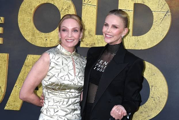 Bilder des Jahres 2025, Entertainment 06 Juni Entertainment Bilder des Tages LOS ANGELES, CA - JUNE 25: Uma Thurman and Charlize Theron at the Netflix premiere of The Old Guard 2 at the Netflix Tudum Theater in Los Angeles, California on June 25, 2025. Copyright: xJeffreyxMayerx
