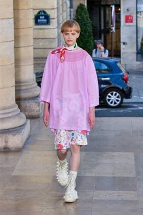 PFW - Walter Van Beirendonck Runway A model walks the runway during the Walter Van Beirendonck Menswear Spring Summer 2026 show as part of Paris Fashion Week on June 25, 2025 in Paris, France. Photo by Shootpix ABACAPRESS.COM Paris France  Copyright: xShootpix ABACAx