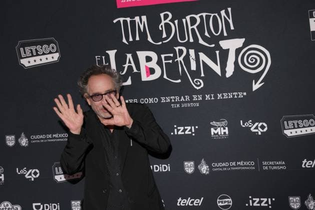 Labyrinth of Tim Burton Red Carpet American director Tim Burton, attends the red carpet for immersive exhibition Labyrinth of Tim Burton at Panteon de Dolores. on June 25, 2025 in Mexico City, Mexico. (Photo by Yamak Perea Eyepix Group) Copyright: xYamakxPerea xEyepixxGroupx YP_25062025_160073