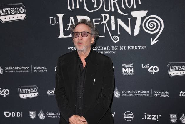 Labyrinth of Tim Burton Red Carpet American director Tim Burton, attends the red carpet for immersive exhibition Labyrinth of Tim Burton at Panteon de Dolores. on June 25, 2025 in Mexico City, Mexico. (Photo by Yamak Perea Eyepix Group) Copyright: xYamakxPerea xEyepixxGroupx YP_25062025_160075