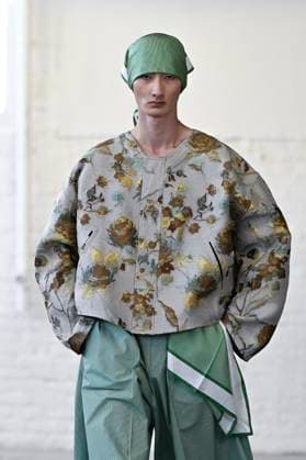 Défilé Hed Mayner Collection Homme Prêt à Porter Printemps Eté 2026 lors de la Fashion Week de Paris PFW Défilé Hed Mayner Collection Homme Prêt à Porter Printemps Eté 2026 lors de la Fashion Week de Paris, le 25 juin 2025 Fashion Show Men Ready to Wear Spring Summer 2026 Collection at Paris Fashion Week on june 25th 2025 Paris France  Copyright: xAgencex xBestimagexAgencex xBestimagex