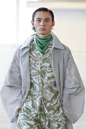 Défilé Hed Mayner Collection Homme Prêt à Porter Printemps Eté 2026 lors de la Fashion Week de Paris PFW Défilé Hed Mayner Collection Homme Prêt à Porter Printemps Eté 2026 lors de la Fashion Week de Paris, le 25 juin 2025 Fashion Show Men Ready to Wear Spring Summer 2026 Collection at Paris Fashion Week on june 25th 2025 Paris France  Copyright: xAgencex xBestimagexAgencex xBestimagex