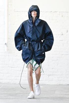 Défilé Hed Mayner Collection Homme Prêt à Porter Printemps Eté 2026 lors de la Fashion Week de Paris PFW Défilé Hed Mayner Collection Homme Prêt à Porter Printemps Eté 2026 lors de la Fashion Week de Paris, le 25 juin 2025 Fashion Show Men Ready to Wear Spring Summer 2026 Collection at Paris Fashion Week on june 25th 2025 Paris France  Copyright: xAgencex xBestimagexAgencex xBestimagex