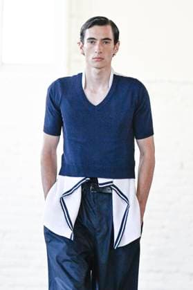 Défilé Hed Mayner Collection Homme Prêt à Porter Printemps Eté 2026 lors de la Fashion Week de Paris PFW Défilé Hed Mayner Collection Homme Prêt à Porter Printemps Eté 2026 lors de la Fashion Week de Paris, le 25 juin 2025 Fashion Show Men Ready to Wear Spring Summer 2026 Collection at Paris Fashion Week on june 25th 2025 Paris France  Copyright: xAgencex xBestimagexAgencex xBestimagex