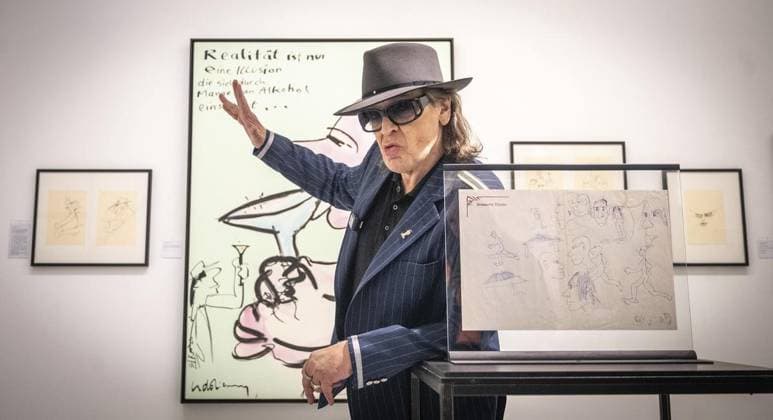 Bilder des Jahres 2025, Entertainment 06 Juni Entertainment Bilder des Tages Udo lindenberg ** NUR FÜR REDAKTIONELLE ZWECKE ** EDITORIAL USE ONLY **<p>Vorbesichtigung der Udo Lindenberg Ausstellung am Donnerstag,26.juni.2025 im Schloß oberhausen. Deutschland NRW Oberhausen Copyright: KaixKitschenberg *** Udo lindenberg FOR EDITORIAL PURPOSES ONLY EDITORIAL USE ONLY p Preview of the Udo Lindenberg exhibition on Thursday, June 26, 2025 at Schloß oberhausen Germany NRW Oberhausen Copyright KaixKitschenberg Copyright: KaixKitschenberg doc818yap83y82kf7nv4p3 ,EDITORIAL USE ONLY