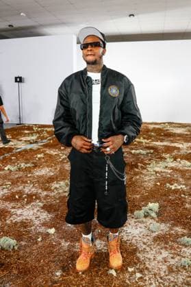 Font row du défilé BLUEMARBLE de la mode homme Printemps Été 2026 dans le cadre de la Fashion Week de Paris à la Sorbonne Terry Rozier au font row du défilé BLUEMARBLE de la mode homme Printemps Été 2026 dans le cadre de la Fashion Week de Paris à la Sorbonne, à Paris, France, le 26 juin 2025 Christophe Clovis Bestimage Celebs attending the Bluemarble Menswear Spring Summer 2026 show as part of Paris Fashion Week on June 26, 2025 in Paris, France Paris France  Copyright: xChristophexClovisx xBestimagexChristophexClovisx xBestimagex