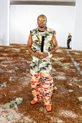 Font row du défilé BLUEMARBLE de la mode homme Printemps Été 2026 dans le cadre de la Fashion Week de Paris à la Sorbonne Bloody Osiris au font row du défilé BLUEMARBLE de la mode homme Printemps Été 2026 dans le cadre de la Fashion Week de Paris à la Sorbonne, à Paris, France, le 26 juin 2025 Christophe Clovis Bestimage Celebs attending the Bluemarble Menswear Spring Summer 2026 show as part of Paris Fashion Week on June 26, 2025 in Paris, France Paris France  Copyright: xChristophexClovisx xBestimagexChristophexClovisx xBestimagex