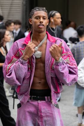 Celebrities at Amiri Mens Ready to Wear Spring Summer 2026 Collection fashion show, during Paris Fashion Week PFW Diamant Blazi Celebrities at Amiri Mens Ready to Wear Spring Summer 2026 Collection fashion show, during Paris Fashion Week on june 26th 2025 Thibault Duboucher Bestimage Celebrities at Amiri Mens Ready to Wear Spring Summer 2026 Collection fashion show, during Paris Fashion Week on june 26th 2025  Copyright: xThibaultxDuboucherx xBestimagexThibaultxDuboucherx xBestimagex