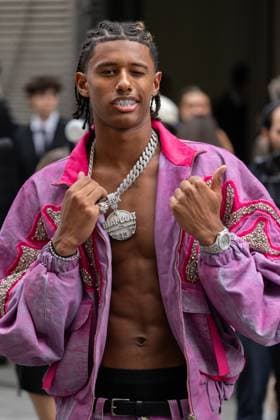 Celebrities at Amiri Mens Ready to Wear Spring Summer 2026 Collection fashion show, during Paris Fashion Week PFW Diamant Blazi Celebrities at Amiri Mens Ready to Wear Spring Summer 2026 Collection fashion show, during Paris Fashion Week on june 26th 2025 Thibault Duboucher Bestimage Celebrities at Amiri Mens Ready to Wear Spring Summer 2026 Collection fashion show, during Paris Fashion Week on june 26th 2025  Copyright: xThibaultxDuboucherx xBestimagexThibaultxDuboucherx xBestimagex