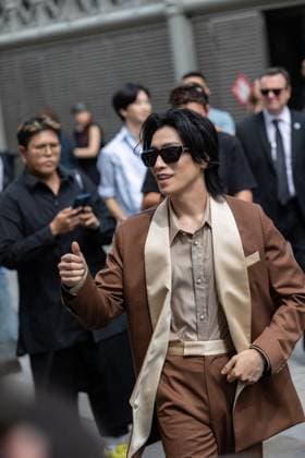 Celebrities at Amiri Men Ready to Wear Spring Summer 2026 Collection fashion show, during Paris Fashion Week PFW Wichapas Sumettikul Celebrities at Amiri Men Ready to Wear Spring Summer 2026 Collection fashion show, during Paris Fashion Week on june 26th 2025 Thibault Duboucher Bestimage Celebrities at Amiri Men Ready to Wear Spring Summer 2026 Collection fashion show, during Paris Fashion Week on june 26th 2025  Copyright: xThibaultxDuboucherx xBestimagexThibaultxDuboucherx xBestimagex
