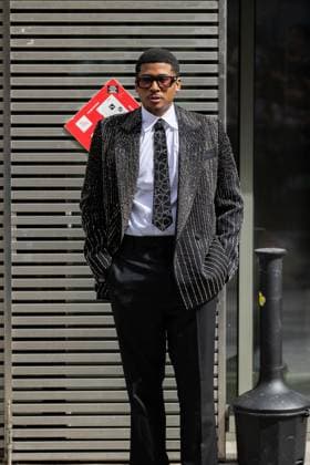 Celebrities at Amiri Mens Ready to Wear Spring Summer 2026 Collection fashion show, during Paris Fashion Week PFW Michael Cooper Jr Celebrities at Amiri Mens Ready to Wear Spring Summer 2026 Collection fashion show, during Paris Fashion Week on june 26th 2025 Thibault Duboucher Bestimage Celebrities at Amiri Mens Ready to Wear Spring Summer 2026 Collection fashion show, during Paris Fashion Week on june 26th 2025  Copyright: xThibaultxDuboucherx xBestimagexThibaultxDuboucherx xBestimagex