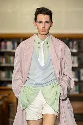 Défilé Sean Suen Collection Homme Prêt à Porter Printemps Eté 2026 lors de la Fashion Week de Paris PFW Défilé Sean Suen Collection Homme Prêt à Porter Printemps Eté 2026 lors de la Fashion Week de Paris, le 26 juin 2025 Sean Suen Fashion Show Men Ready to Wear Spring Summer 2026 Collection at Paris Fashion Week on june 26th 2025 Paris France  Copyright: xAgencex xBestimagexAgencex xBestimagex