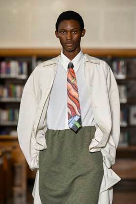Défilé Sean Suen Collection Homme Prêt à Porter Printemps Eté 2026 lors de la Fashion Week de Paris PFW Défilé Sean Suen Collection Homme Prêt à Porter Printemps Eté 2026 lors de la Fashion Week de Paris, le 26 juin 2025 Sean Suen Fashion Show Men Ready to Wear Spring Summer 2026 Collection at Paris Fashion Week on june 26th 2025 Paris France  Copyright: xAgencex xBestimagexAgencex xBestimagex