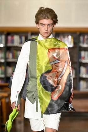Défilé Sean Suen Collection Homme Prêt à Porter Printemps Eté 2026 lors de la Fashion Week de Paris PFW Défilé Sean Suen Collection Homme Prêt à Porter Printemps Eté 2026 lors de la Fashion Week de Paris, le 26 juin 2025 Sean Suen Fashion Show Men Ready to Wear Spring Summer 2026 Collection at Paris Fashion Week on june 26th 2025 Paris France  Copyright: xAgencex xBestimagexAgencex xBestimagex