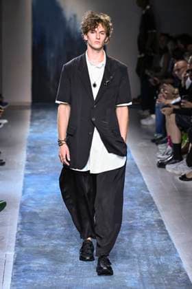 Yamamoto Fashion Show Mens Ready to Wear Spring Summer 2026 Collection at Paris Fashion Week PFW Yamamoto Fashion Show Mens Ready to Wear Spring Summer 2026 Collection at Paris Fashion Week on june 26th 2025 Yamamoto Fashion Show Mens Ready to Wear Spring Summer 2026 Collection at Paris Fashion Week on june 26th 2025 Paris France  Copyright: xAgencex xBestimagexAgencex xBestimagex