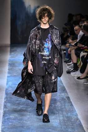 Yamamoto Fashion Show Mens Ready to Wear Spring Summer 2026 Collection at Paris Fashion Week PFW Yamamoto Fashion Show Mens Ready to Wear Spring Summer 2026 Collection at Paris Fashion Week on june 26th 2025 Yamamoto Fashion Show Mens Ready to Wear Spring Summer 2026 Collection at Paris Fashion Week on june 26th 2025 Paris France  Copyright: xAgencex xBestimagexAgencex xBestimagex