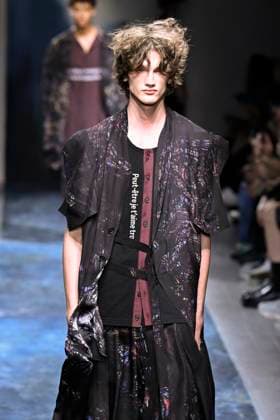 Yamamoto Fashion Show Mens Ready to Wear Spring Summer 2026 Collection at Paris Fashion Week PFW Yamamoto Fashion Show Mens Ready to Wear Spring Summer 2026 Collection at Paris Fashion Week on june 26th 2025 Yamamoto Fashion Show Mens Ready to Wear Spring Summer 2026 Collection at Paris Fashion Week on june 26th 2025 Paris France  Copyright: xAgencex xBestimagexAgencex xBestimagex