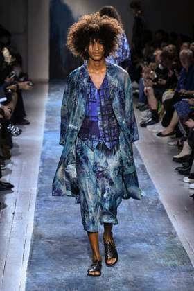 Yamamoto Fashion Show Mens Ready to Wear Spring Summer 2026 Collection at Paris Fashion Week PFW Yamamoto Fashion Show Mens Ready to Wear Spring Summer 2026 Collection at Paris Fashion Week on june 26th 2025 Yamamoto Fashion Show Mens Ready to Wear Spring Summer 2026 Collection at Paris Fashion Week on june 26th 2025 Paris France  Copyright: xAgencex xBestimagexAgencex xBestimagex